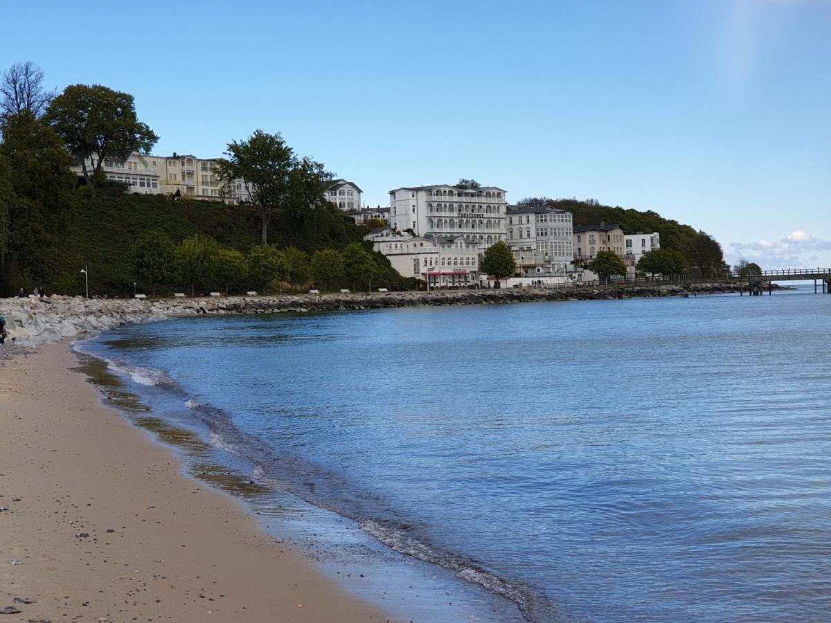 Ferienhaus Ostseeblick Ruegen Sassnitz Bagian luar foto